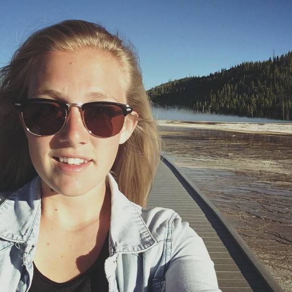 Meet your Posher, Audrey - Picture 1 of 1